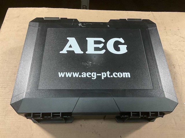Aeg st 800 xe decoupeerzaag - afbeelding 1 van  5