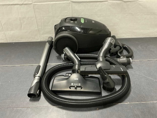 Aeg vx8.2 öko silence stofzuiger - afbeelding 1 van  7