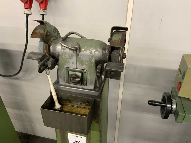 Aeg werkbankslijpmachine op kolom (2x) - afbeelding 2 van  3