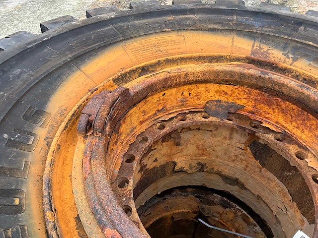 Aeolus 750/65r25 industrie band met velg (4x) - afbeelding 6 van  12