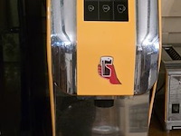 Aequator chocomel machine - afbeelding 1 van  2