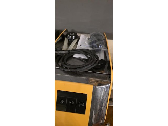 Aequator chocomel machine - afbeelding 2 van  2