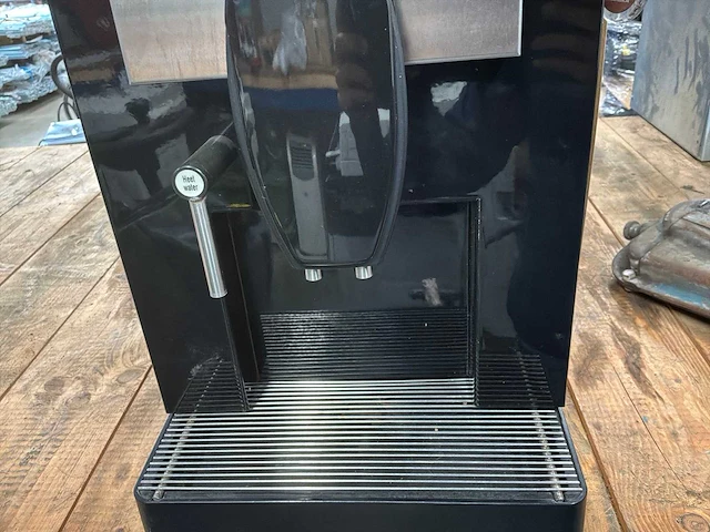 Aequator sao paulo koffieautomaat - afbeelding 6 van  10
