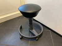 Aeris swopper ergonomische werkkruk - afbeelding 4 van  4