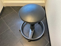 Aeris swopper ergonomische werkkruk - afbeelding 1 van  4