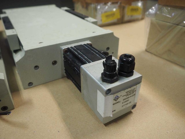 Aerotech ats20015 & ats200010 motorized linear stages - afbeelding 5 van  7