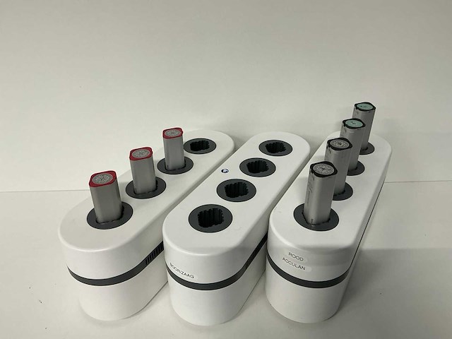 Aesculap - batterij lader - afbeelding 2 van  2