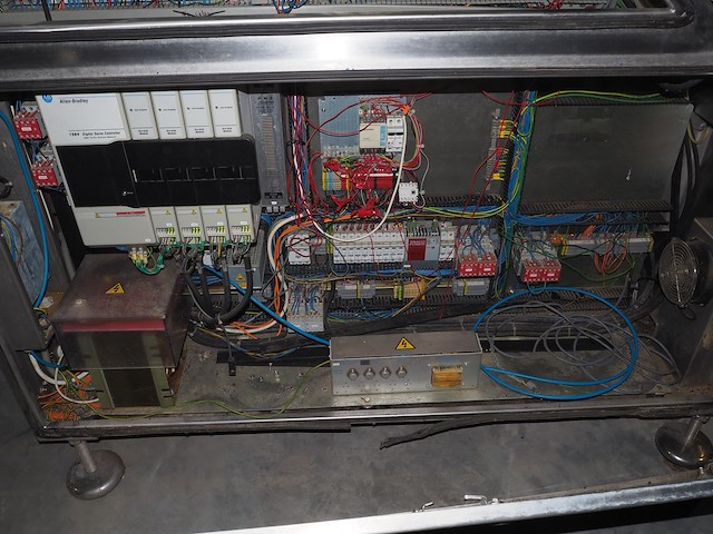 Aew-thurne ltd - afbeelding 10 van  10