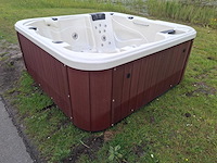 Aeware 6 persoons jacuzzi en buitenspa - afbeelding 24 van  33