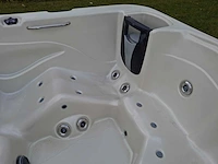 Aeware 6 persoons jacuzzi en buitenspa - afbeelding 5 van  33