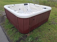 Aeware 6 persoons jacuzzi en buitenspa - afbeelding 24 van  33