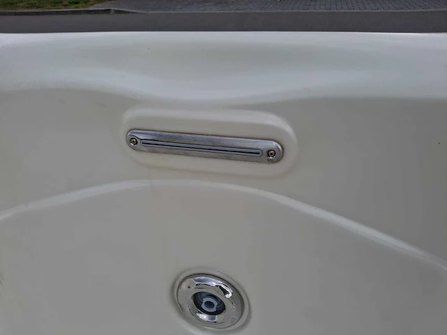 Aeware 6 persoons jacuzzi en buitenspa - afbeelding 29 van  33