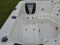 Aeware 6 persoons jacuzzi en buitenspa - afbeelding 2 van  33