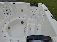 Aeware 6 persoons jacuzzi en buitenspa - afbeelding 8 van  33