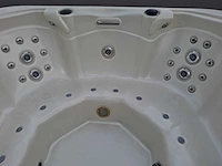 Aeware 6 persoons jacuzzi en buitenspa - afbeelding 6 van  27
