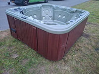Aeware 7 persoons amerikaans jacuzzi en buitenspa - afbeelding 14 van  25