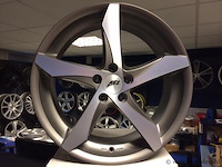 Aez lascar aluminium velgenset - 5x100 8j et32 - afbeelding 1 van  1