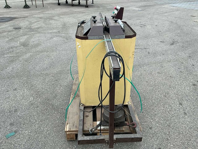 Af af - 100 kunststof kantenfreesbank - afbeelding 8 van  10