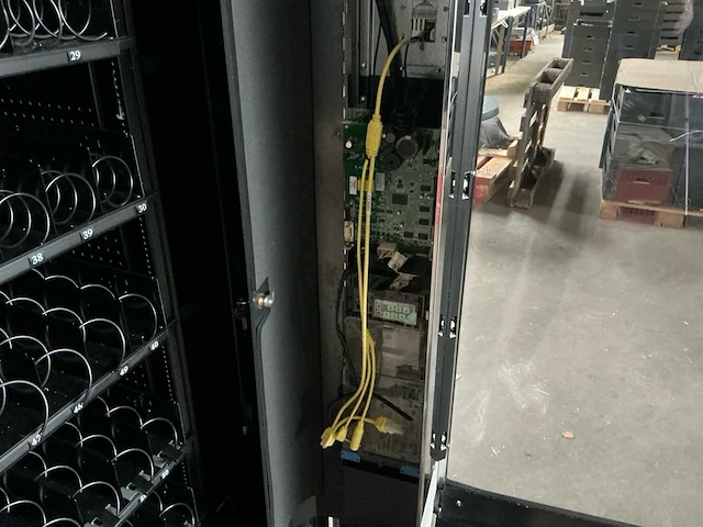 Afas 981001mmaa501 - spiraal verkoopautomaat - afbeelding 4 van  16