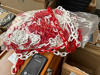 Afbakeningsketting - afbeelding 1 van  2