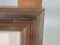 Afbeelding in lijst, a. m. iperen, bloemen voor het raam 5/10, 1974 - afbeelding 7 van  9