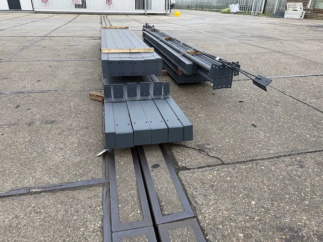 Afdak - staalconstructie 6.50 x 25.00 meter (162m2) - afbeelding 10 van  13