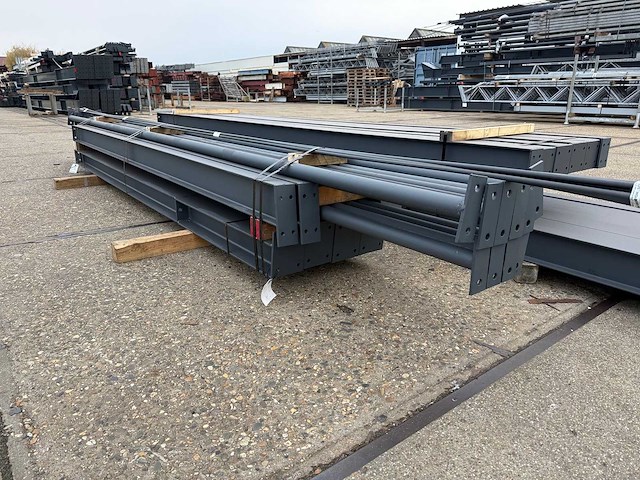 Afdak - staalconstructie 6.50 x 25.00 meter (162m2) - afbeelding 11 van  13