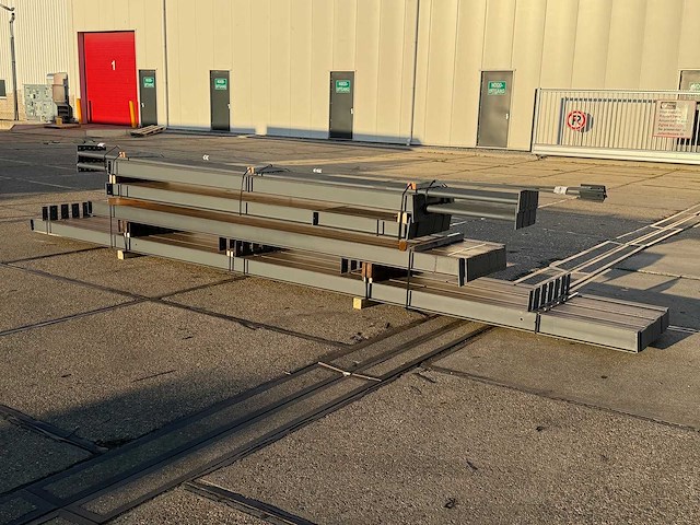 Afdak - staalconstructie 6.50 x 30.00 meter (195m2) - afbeelding 3 van  12