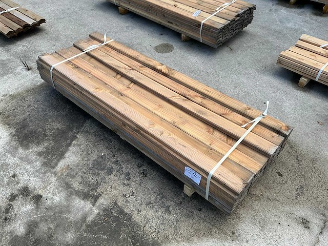Afdeklat douglas 85x30x1800 mm (43x) - afbeelding 1 van  8