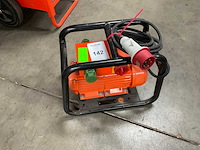 Afe2000t omvormer - afbeelding 1 van  6