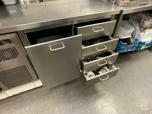 Afinox thrym koel-vrieswerkbank - afbeelding 12 van  15