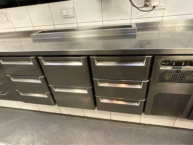 Afinox thrym koelwerkbank - afbeelding 7 van  12