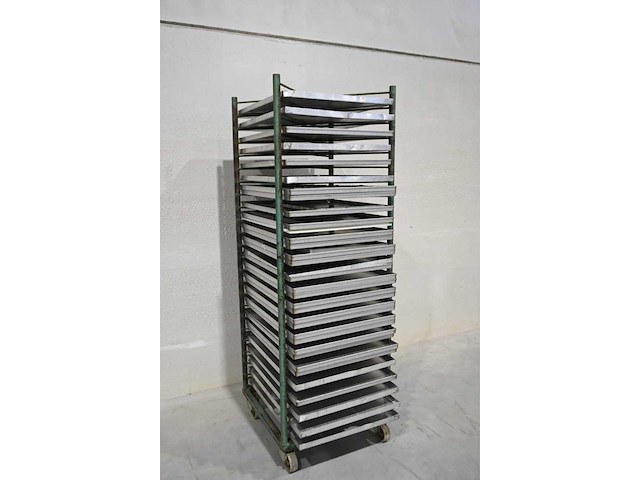 Afkoelwagen met 37 aluminium afkoelbladen - afbeelding 2 van  3