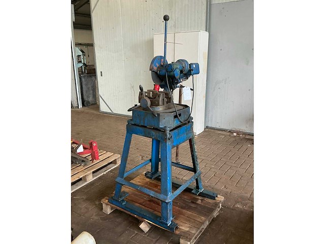 Afkortcirkelzaagmachine - afbeelding 3 van  7
