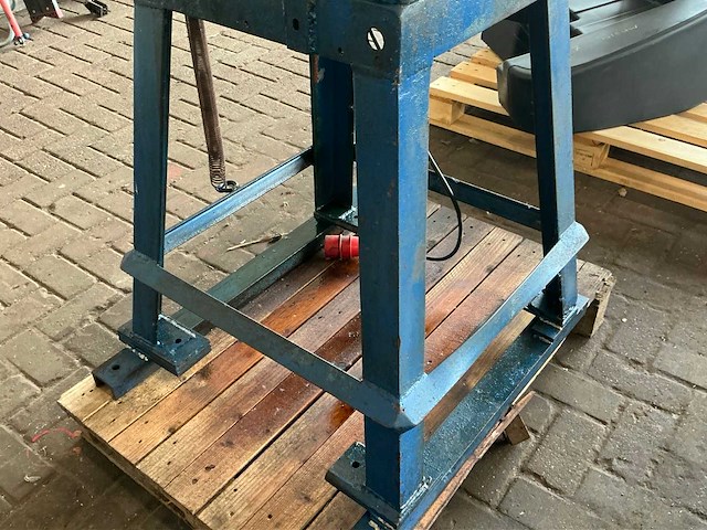Afkortcirkelzaagmachine - afbeelding 6 van  7