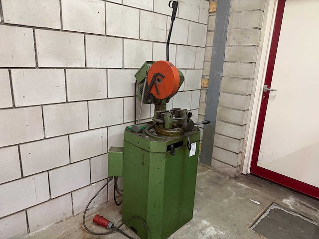 Afkortcirkelzaagmachine - afbeelding 1 van  6