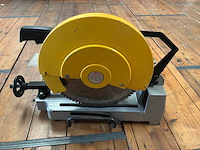 Afkortcirkelzaagmachine - afbeelding 1 van  2