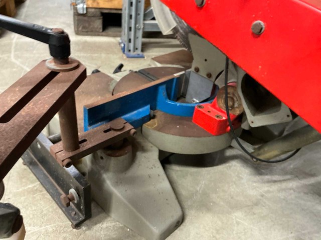 Afkortcirkelzaagmachine - afbeelding 6 van  6
