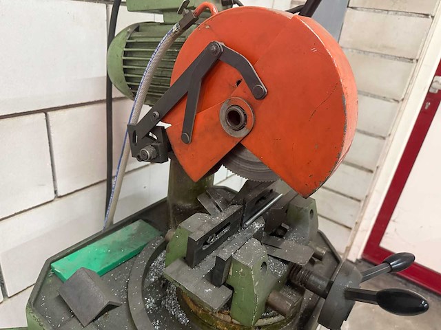 Afkortcirkelzaagmachine - afbeelding 3 van  3
