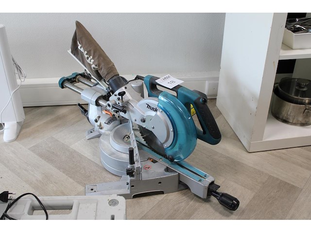 Afkort/verstekzaag makita ls0815fl. bouwjaar 2020 - afbeelding 1 van  3