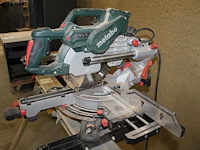 Afkort/verstekzaag metabo kgsv 72 xact sym op uitschuifbaar, inklapbaar en verrijdbaar onderstel metabo ksu... - afbeelding 2 van  6