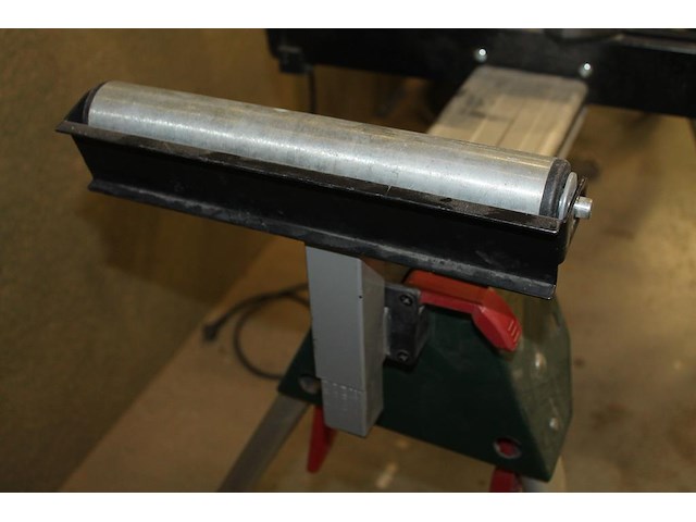 Afkort/verstekzaag metabo kgsv 72 xact sym op uitschuifbaar, inklapbaar en verrijdbaar onderstel metabo ksu... - afbeelding 5 van  6