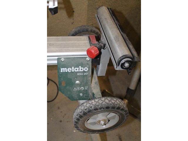 Afkort/verstekzaag metabo kgsv 72 xact sym op uitschuifbaar, inklapbaar en verrijdbaar onderstel metabo ksu... - afbeelding 6 van  6