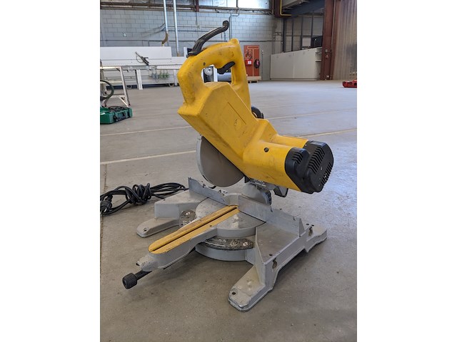 Afkortzaag dewalt, dw707 - afbeelding 2 van  5