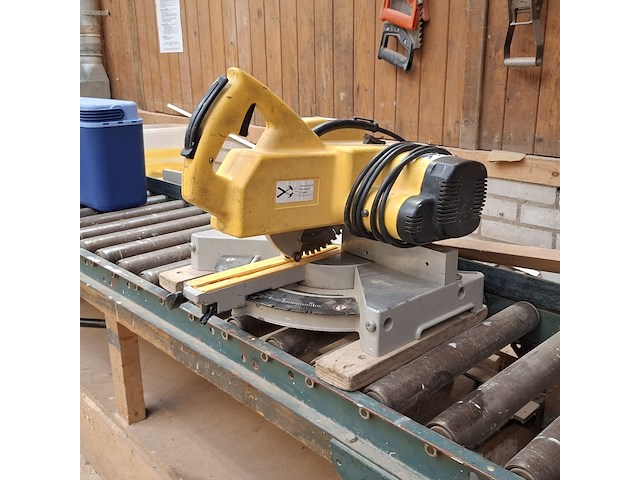 Afkortzaag dewalt, dw707 - afbeelding 3 van  8