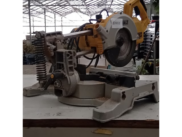 Afkortzaag, dewalt, dw770 - afbeelding 1 van  6