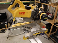 Afkortzaag dewalt dws778 met zaagtafel dewalt inklapbaar - afbeelding 3 van  5