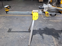 Afkortzaag met onderstel dewalt, dw774 - afbeelding 2 van  13