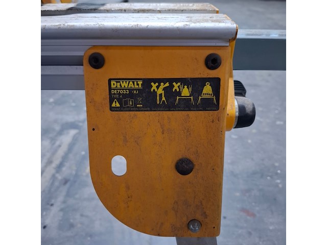 Afkortzaag met onderstel dewalt, dw774 - afbeelding 3 van  13