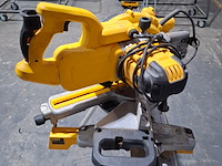 Afkortzaag met onderstel dewalt, dw774 - afbeelding 8 van  13